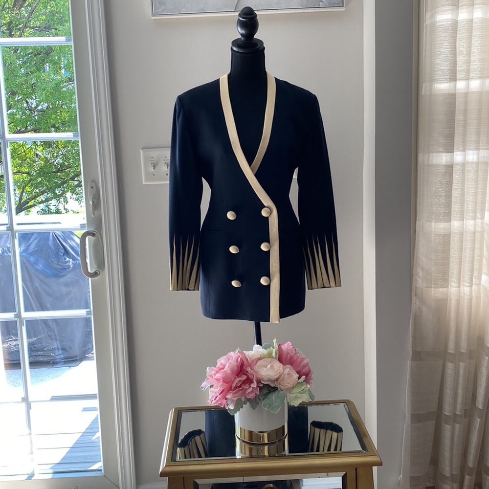 Gorgeous blazer jacket size 38